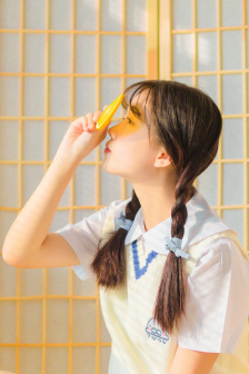 翁止熄痒婉燕